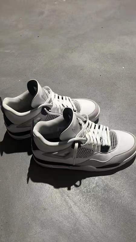 PKGoden  Jordan 4 Retro Military Black, DH6927-111 review Siewertsen 01