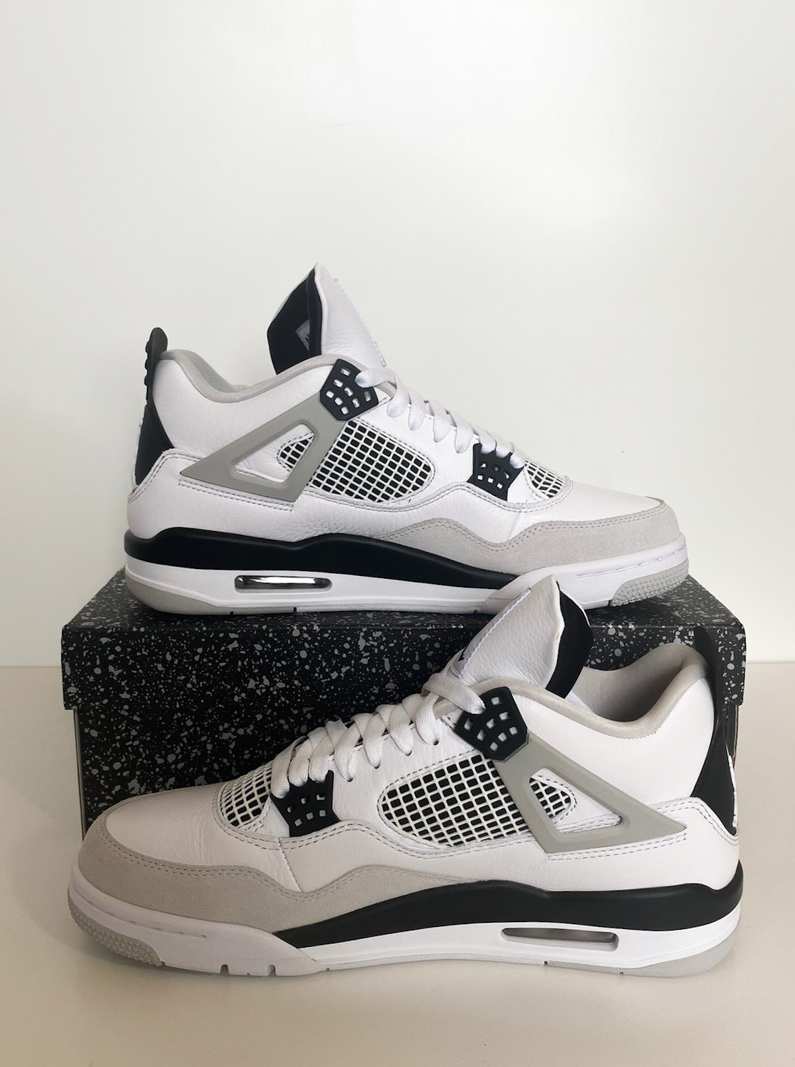 PKGoden  Jordan 4 Retro Military Black, DH6927-111 review Nikolas 05