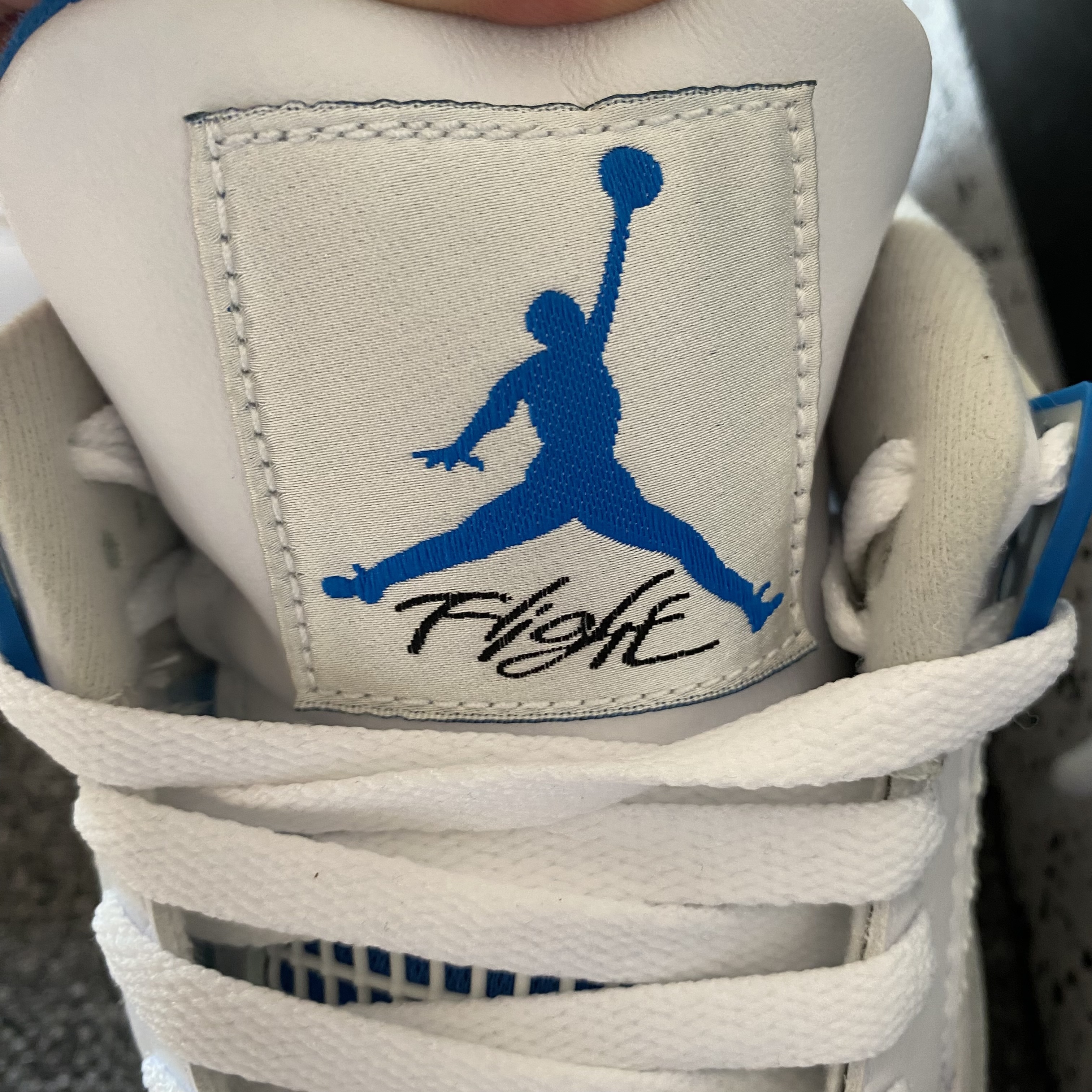 PKGoden Jordan 4 Retro Military Blue (2012), 308497-105 review Raven 04