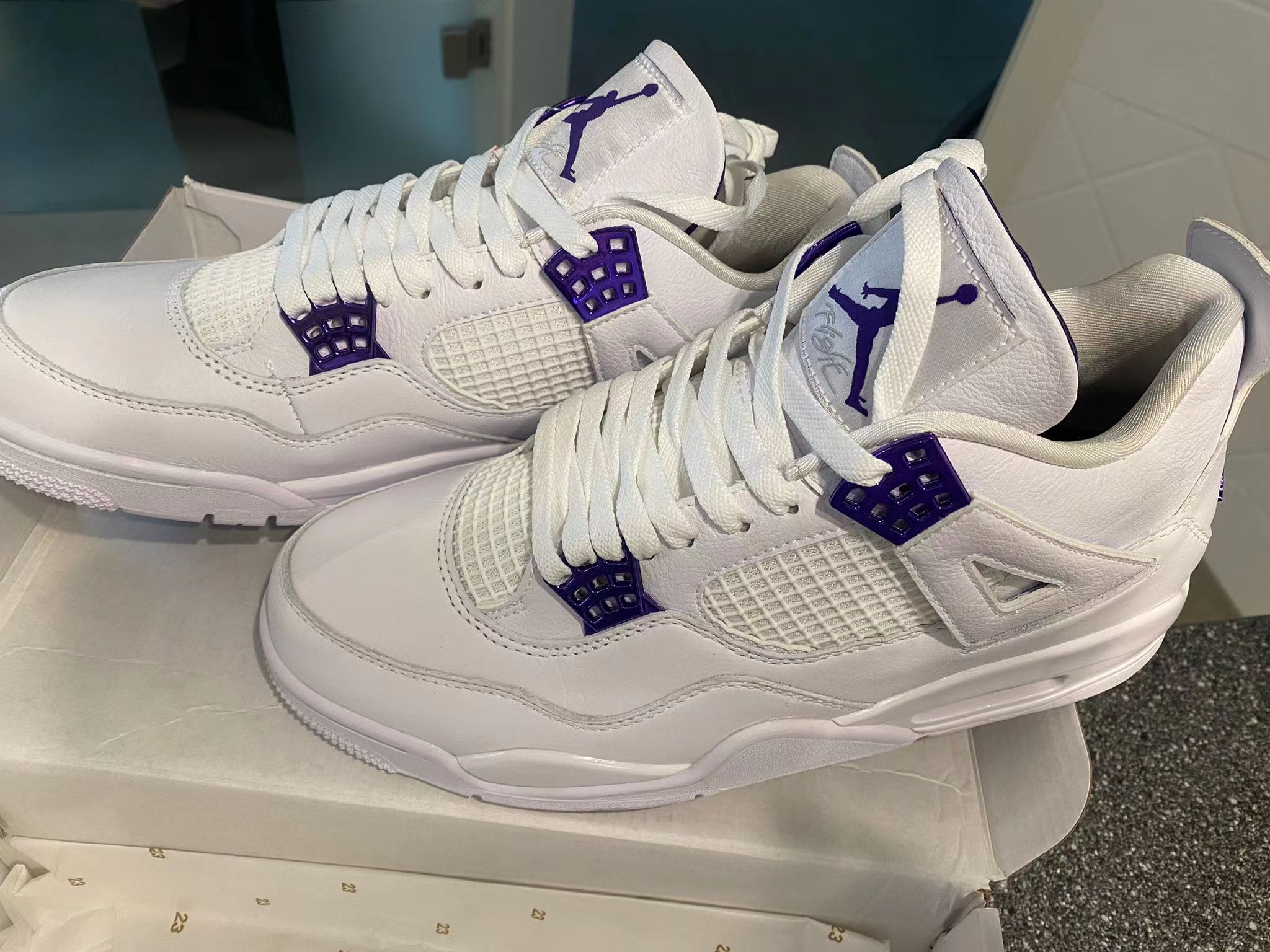 PKGoden  Jordan 4 Retro Metallic Purple, CT8527-115 review Devin Evans 01