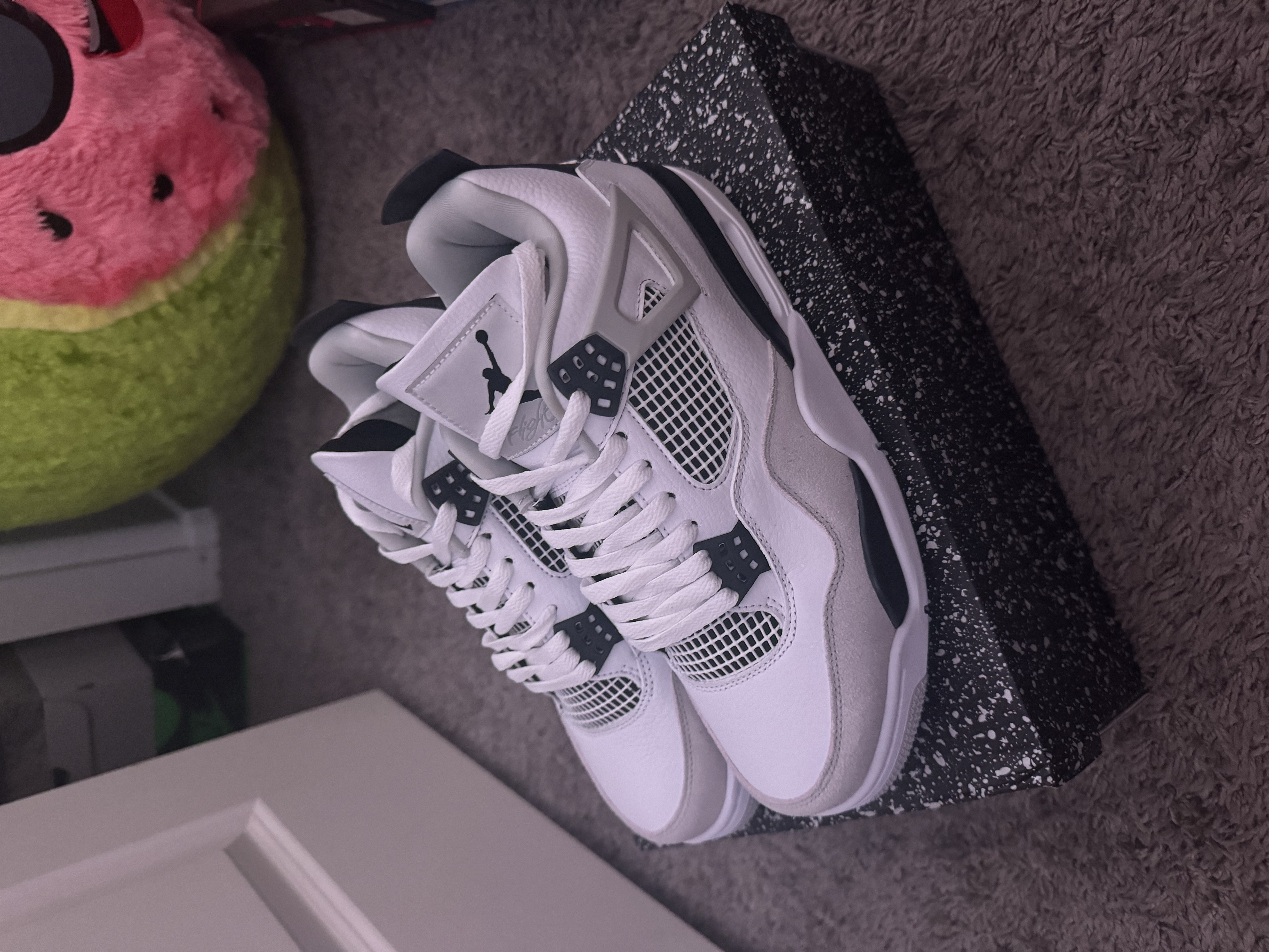 PKGoden  Jordan 4 Retro Military Black, DH6927-111 review Gustavo Montiel