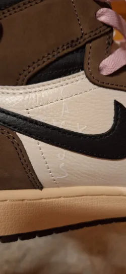 PKGoden   Air Jordan 1  Retro High Travis Scott SP34, CD4487-100  review Louis . K 02