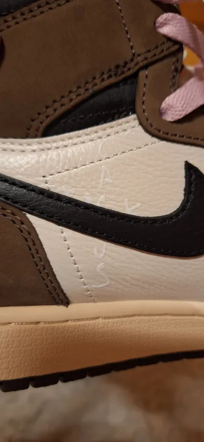 PKGoden   Air Jordan 1  Retro High Travis Scott SP34, CD4487-100  review Louis . K 01