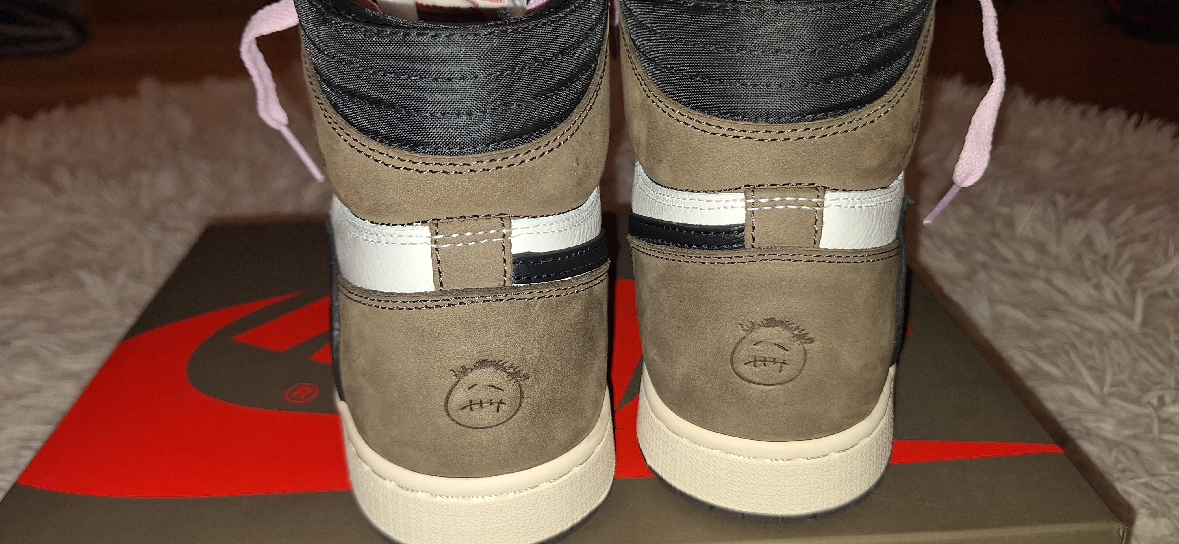 PKGoden   Air Jordan 1  Retro High Travis Scott SP34, CD4487-100  review Louis . K 02