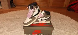 PKGoden   Air Jordan 1  Retro High Travis Scott SP34, CD4487-100  review Louis . K 04