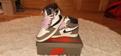 PKGoden   Air Jordan 1  Retro High Travis Scott SP34, CD4487-100  review Louis . K 03