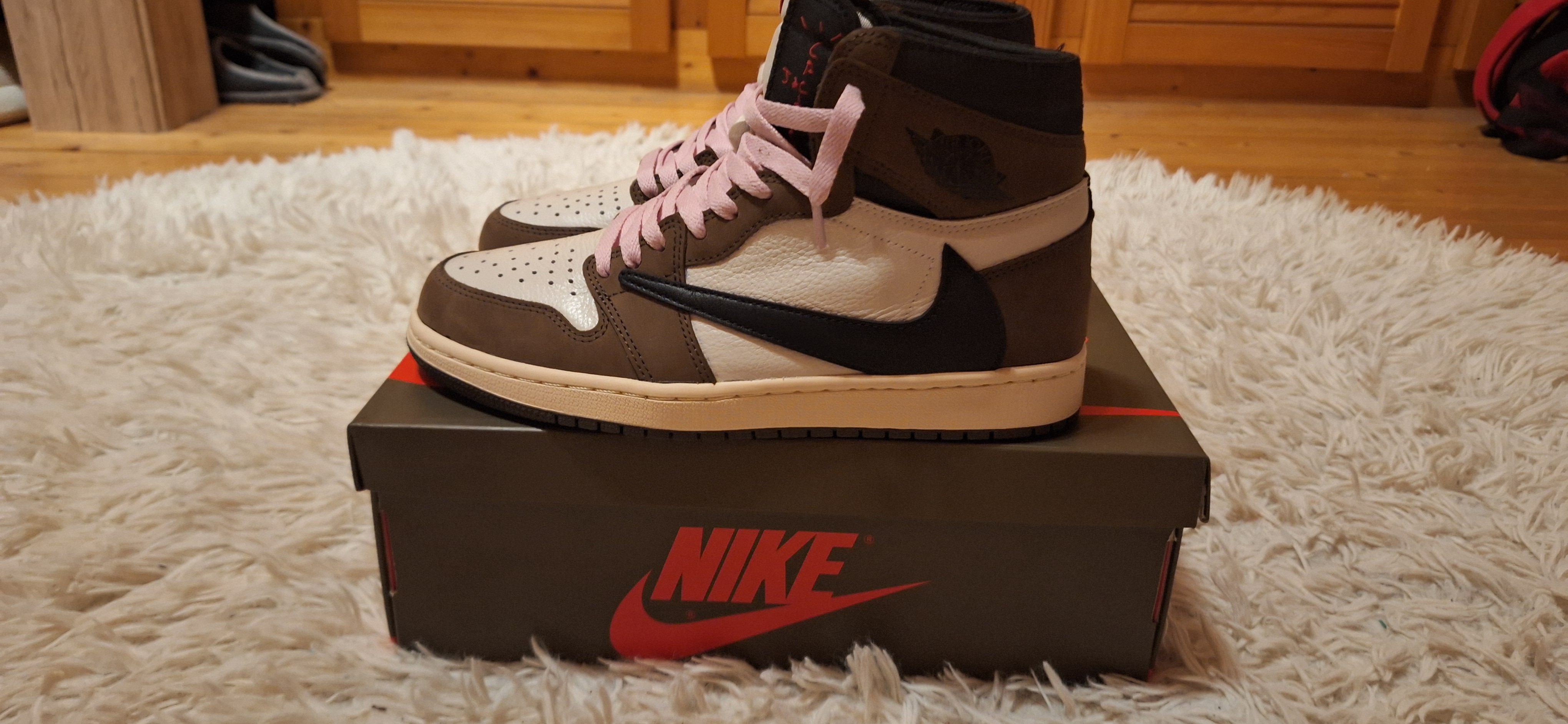 PKGoden   Air Jordan 1  Retro High Travis Scott SP34, CD4487-100  review Louis . K 04