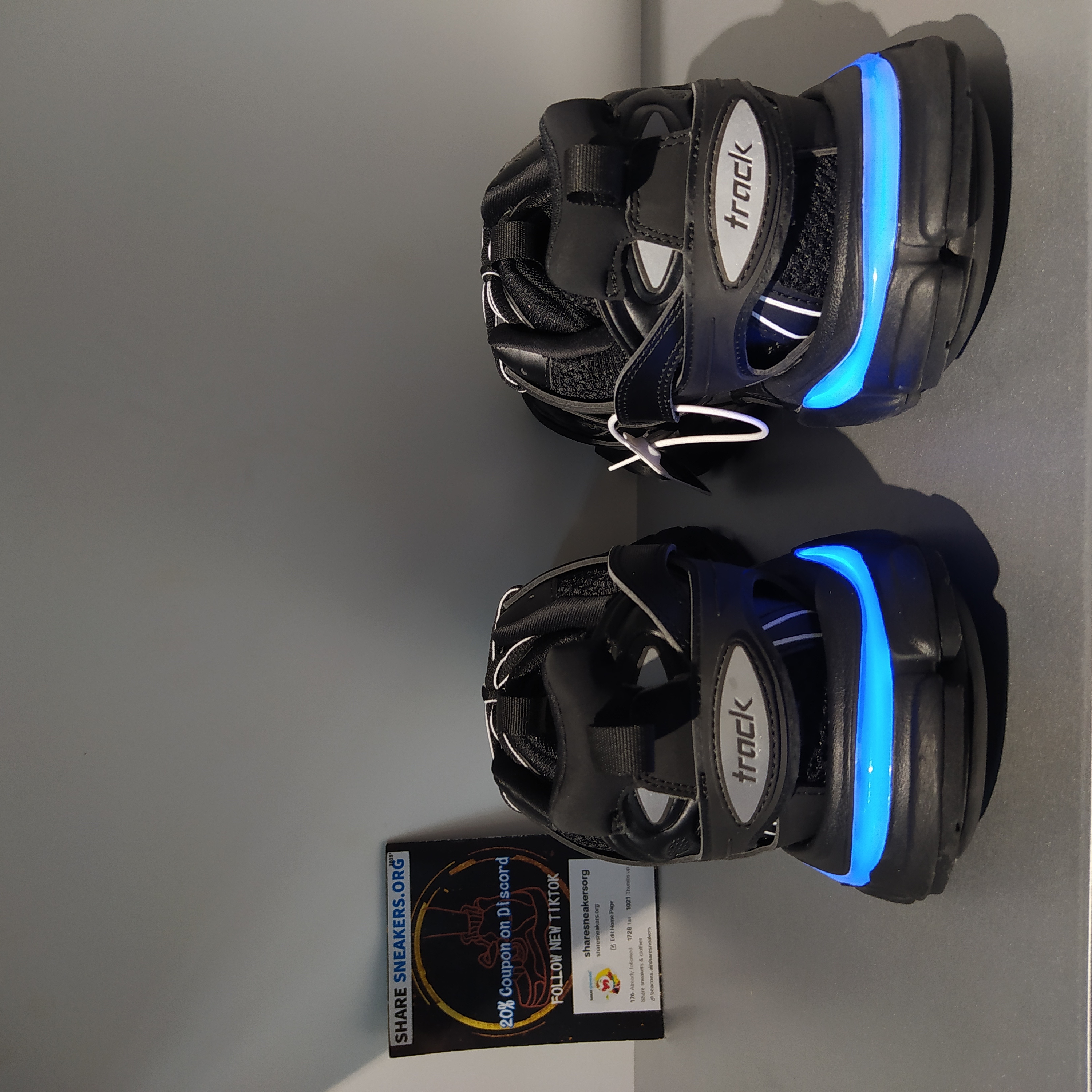 PKGoden Balenciaga Track LED Tess S.Black 555032 W1GB7 1000  review SS 03