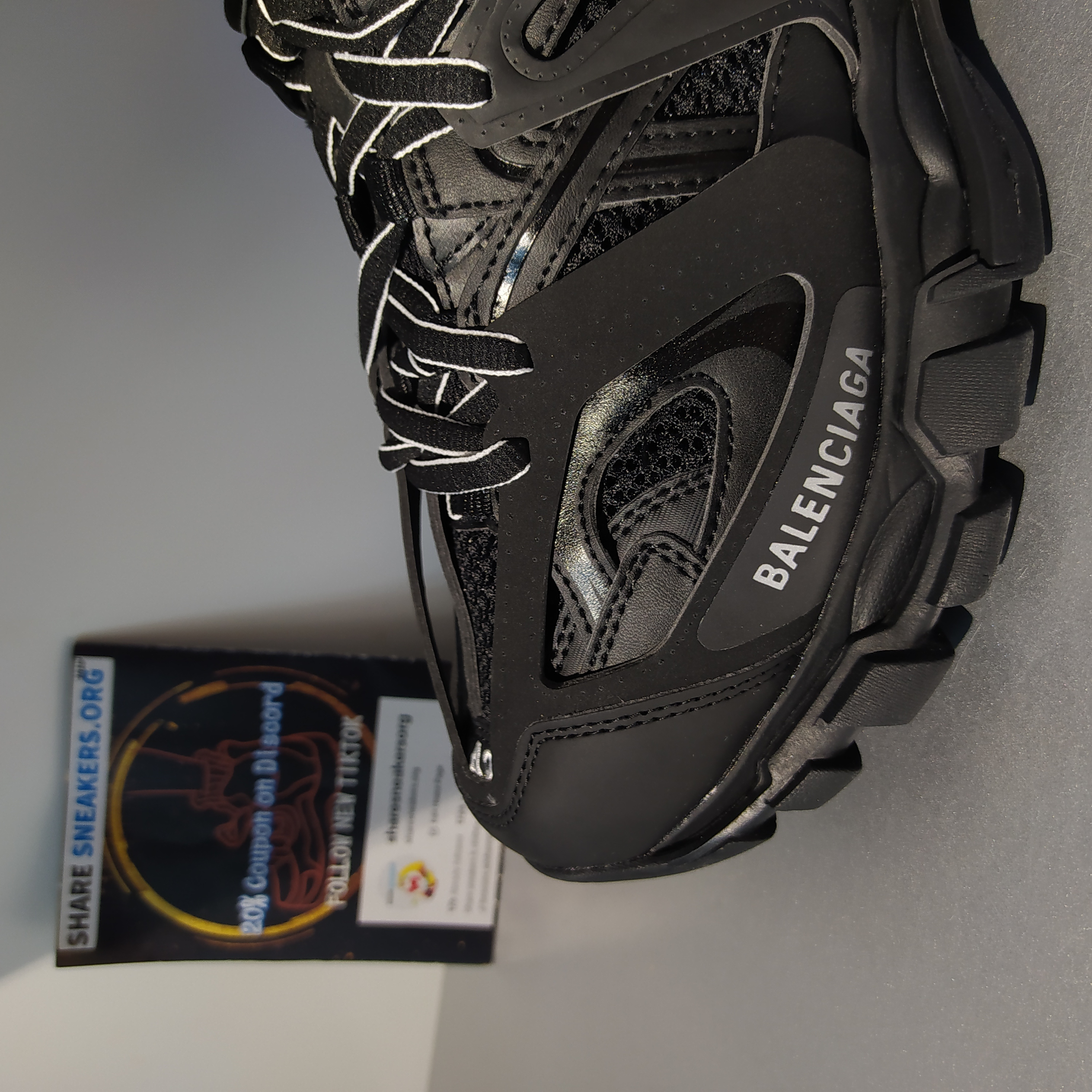 PKGoden Balenciaga Track LED Tess S.Black 555032 W1GB7 1000  review SS 04