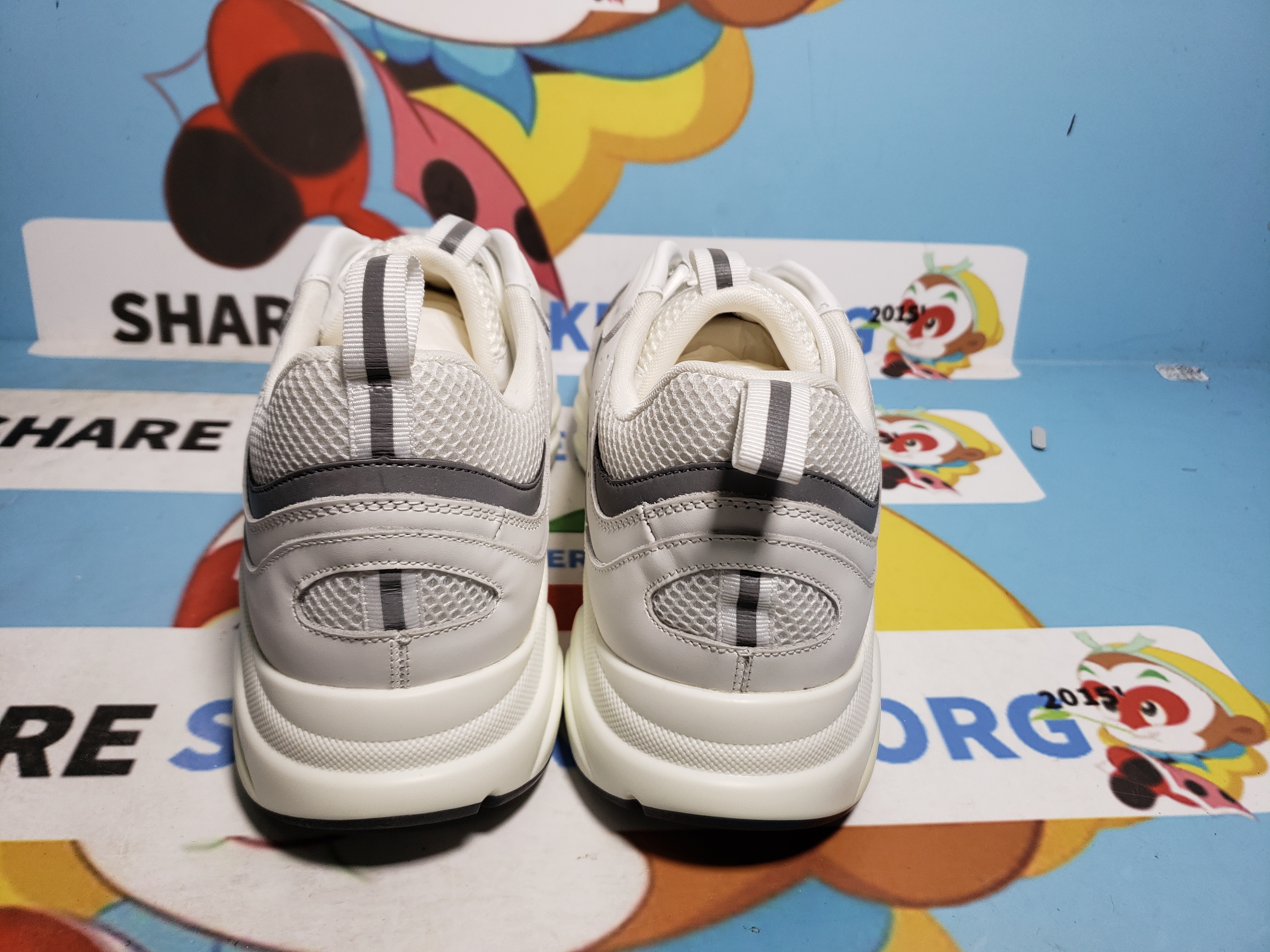 PKGoden Dior B22 Triple White Silver 3SN231YJG_H000 review SS 01