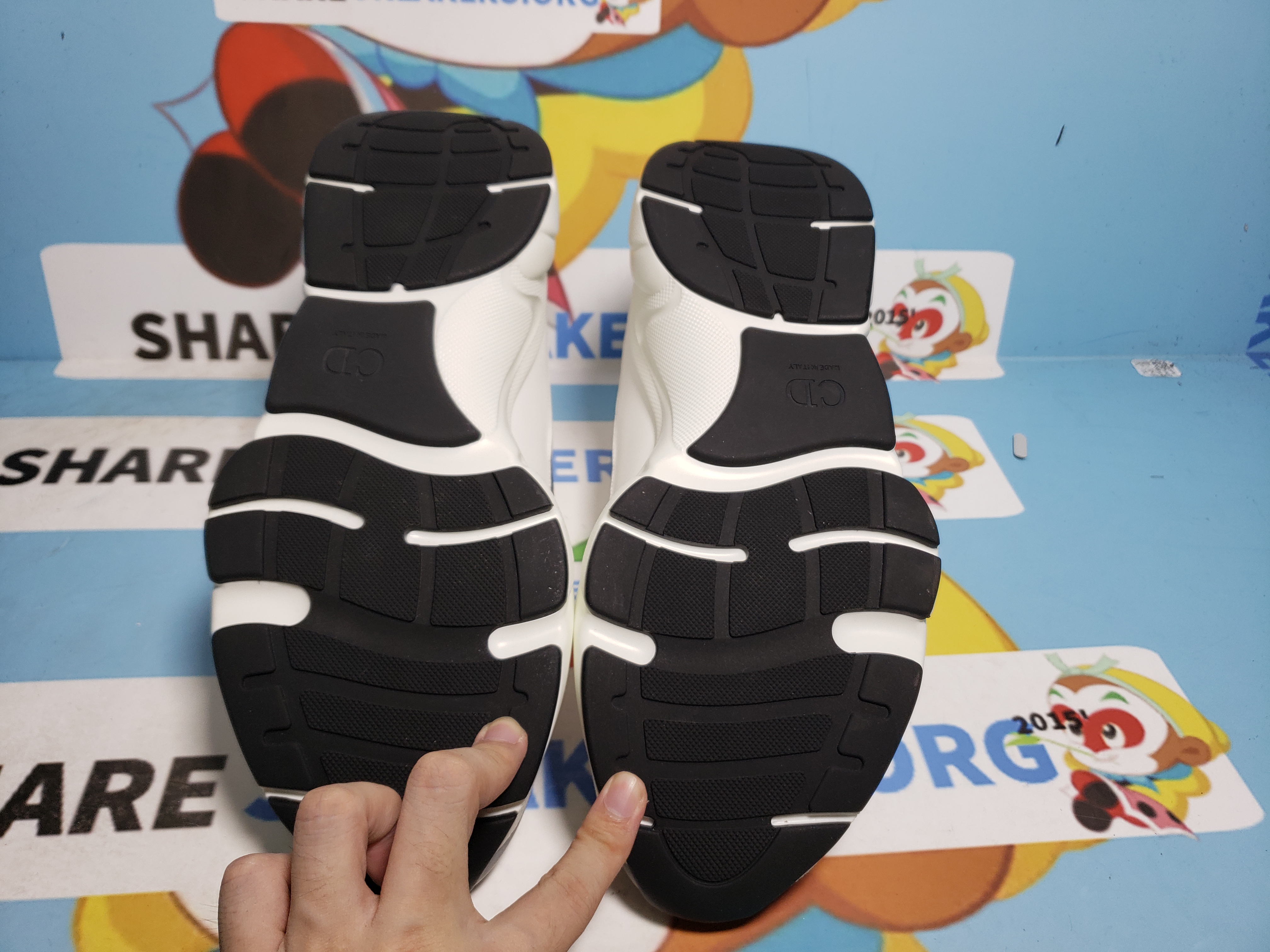 PKGoden Dior B22 Triple White Silver 3SN231YJG_H000 review SS 02