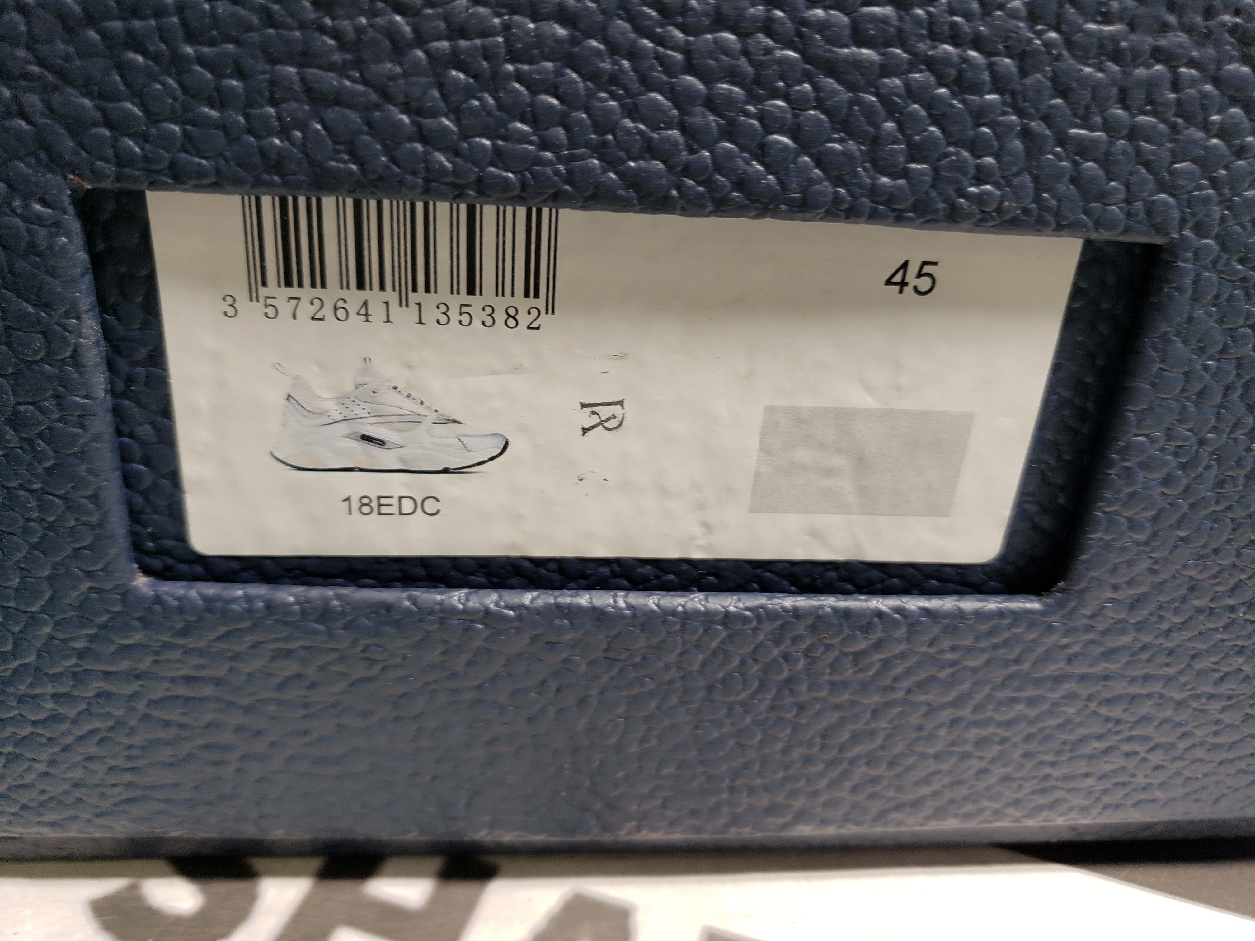 PKGoden Dior B22 Triple White Silver 3SN231YJG_H000 review SS 05