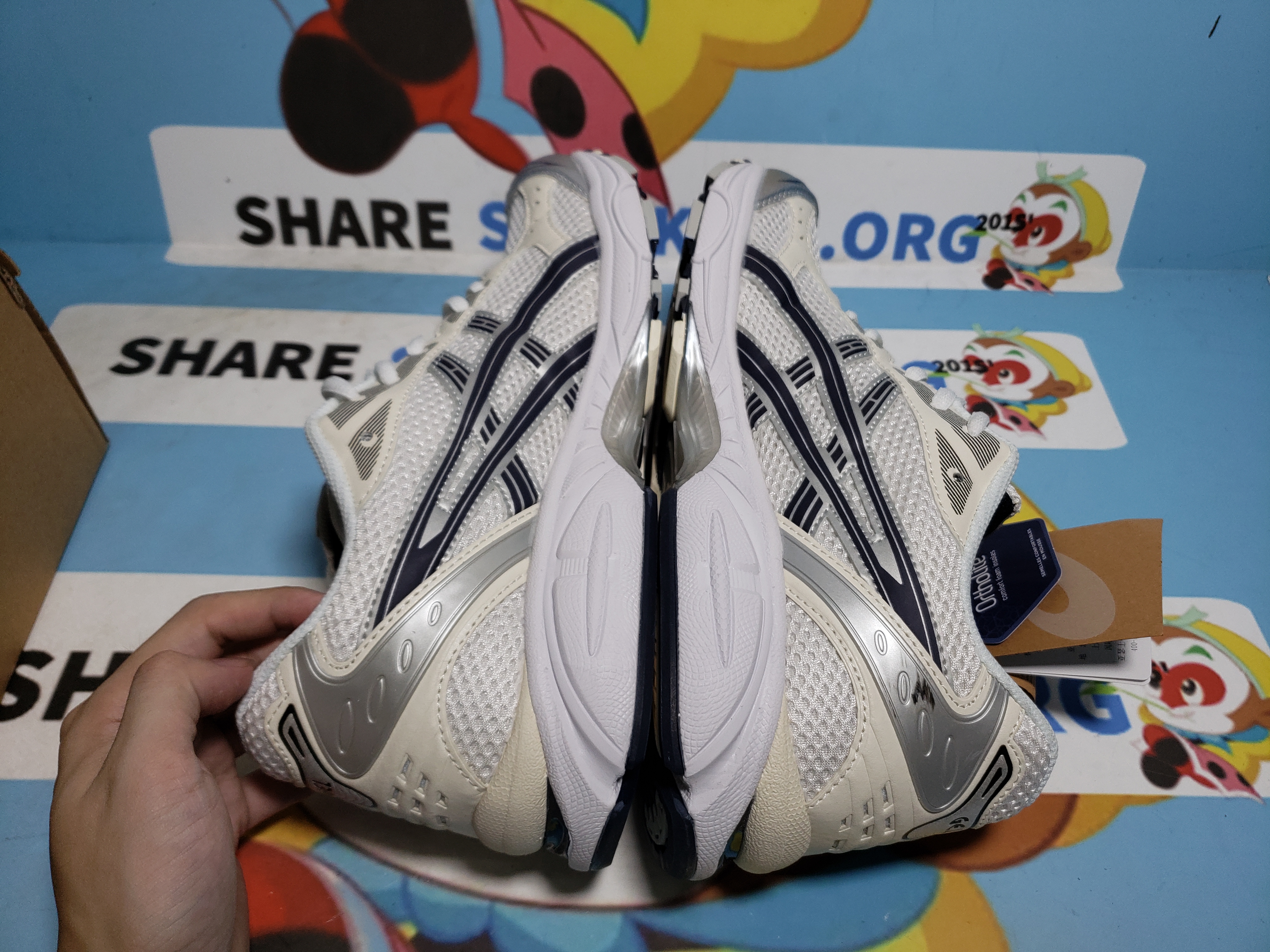 POP  ASICS Gel-Kayano 14 White Midnight 1202A056-109 review SS 03