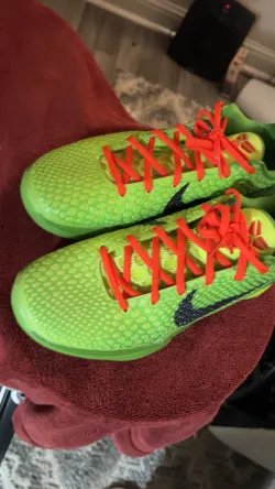 PKGoden Kobe 6 Protro Grinch  CW2190-300 review Helyan Espinoza 01