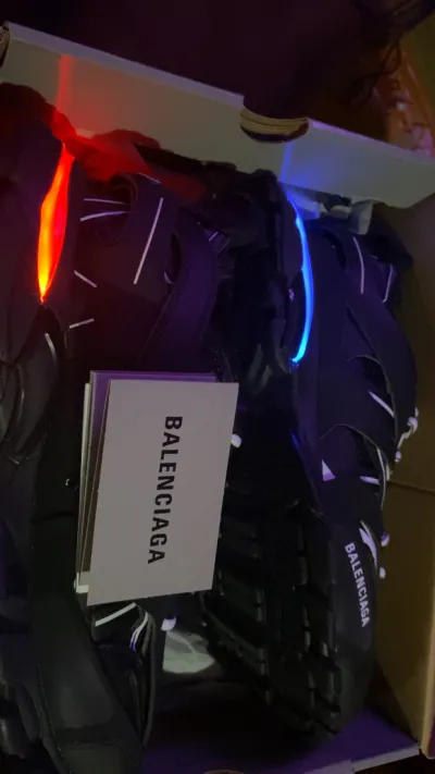 PKGoden Balenciaga Track LED Tess Black And White 542023 W1GB1 2045 review CJ 02