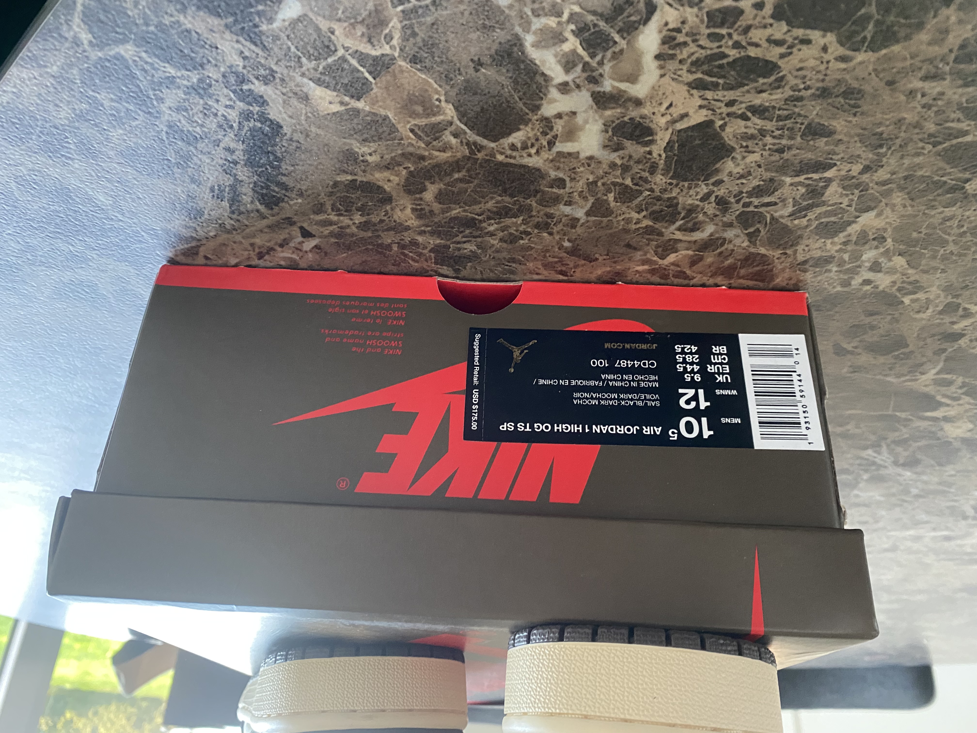 PKGoden   Air Jordan 1  Retro High Travis Scott SP34, CD4487-100  review Vince Descheemaeker 02