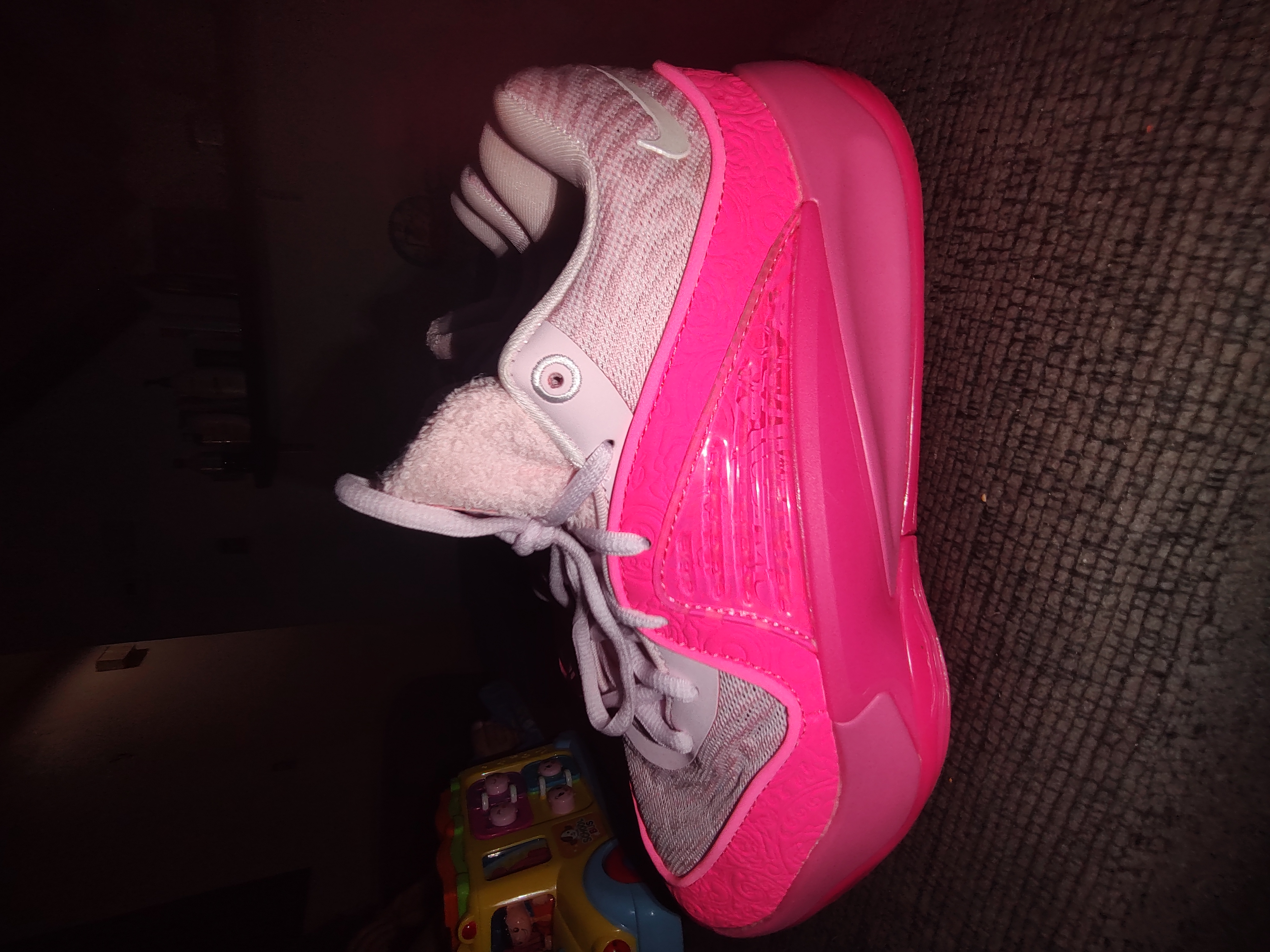 POP  KD16 'Aunt Pearl', FQ9216-600 review Kd 02
