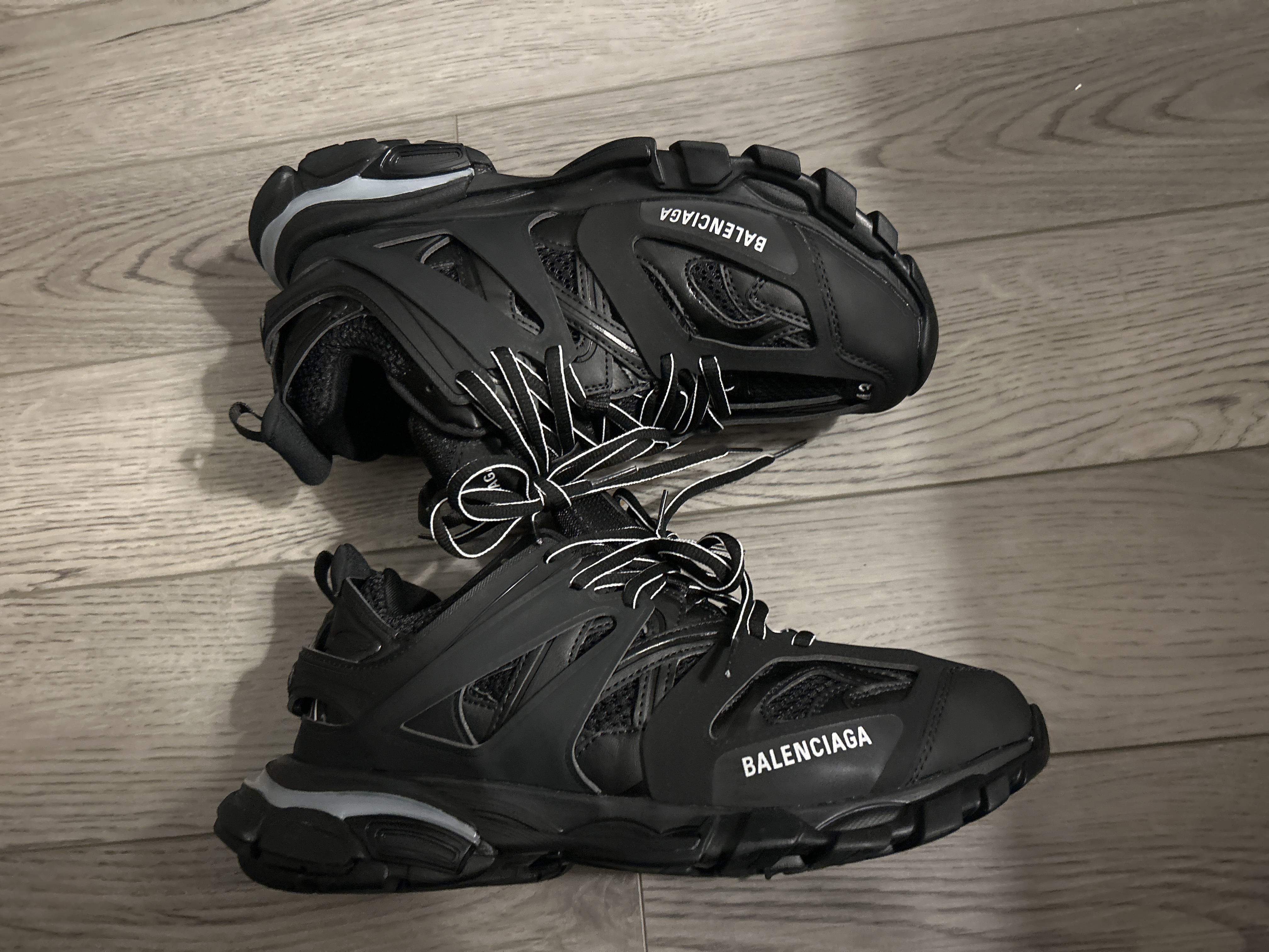 PKGoden Balenciaga Track LED Tess S.Black 555032 W1GB7 1000  review Leah 00