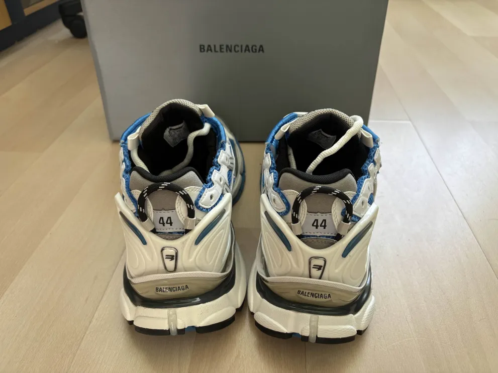 PKGoden Balenciaga Runner White Blue review Thomas 🇷🇺🇧🇬 01
