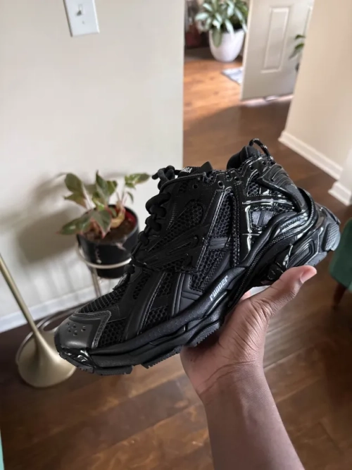 [ FLASH SALE ] PKGoden Balenciaga Runner Black 656065 W3RA1 1000 review 