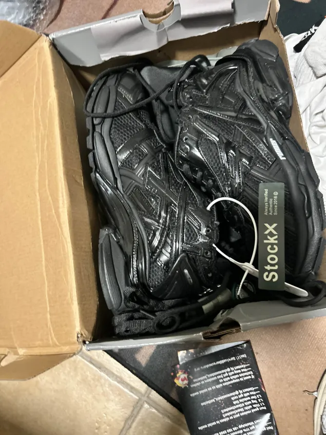 PKGoden Balenciaga Runner Black 656065 W3RA1 1000 review Pooda