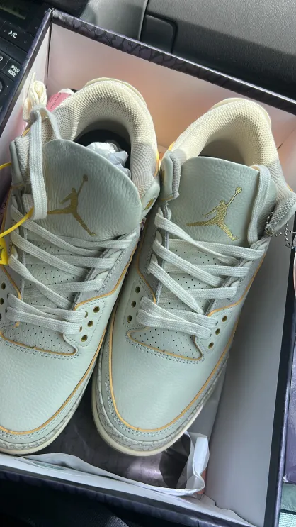 PKGoden  J Balvin x Air Jordan 3 White Blue Red, FN0344-901 review levi beltran 02