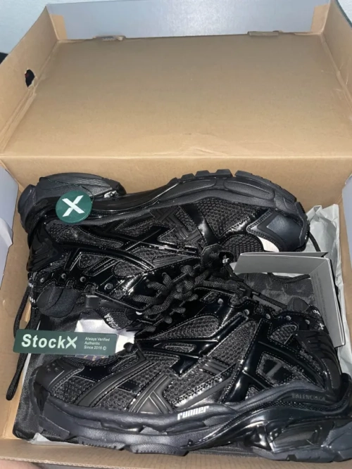[ FLASH SALE ] PKGoden Balenciaga Runner Black 656065 W3RA1 1000 review 