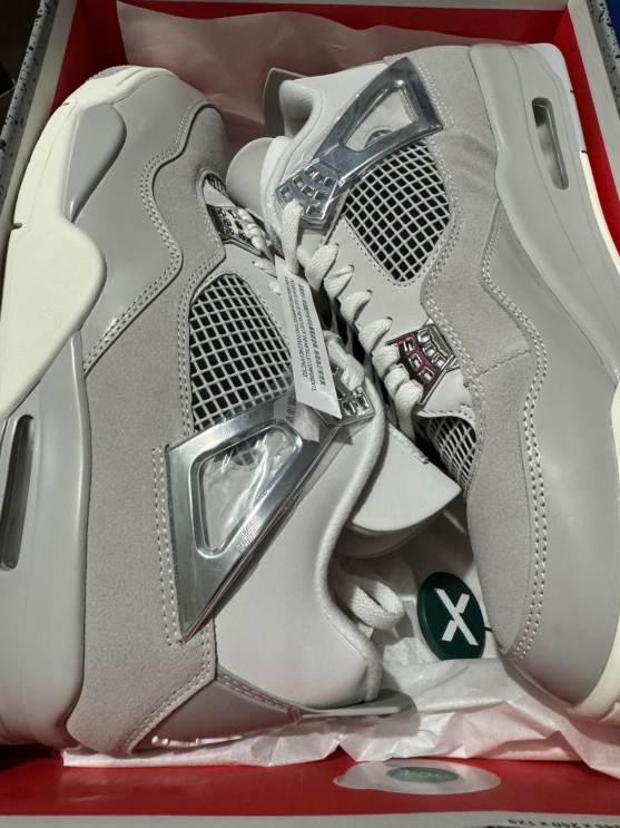 PKGoden Jordan 4 Retro Frozen Moments,  AQ9129-001 review andersen landfair