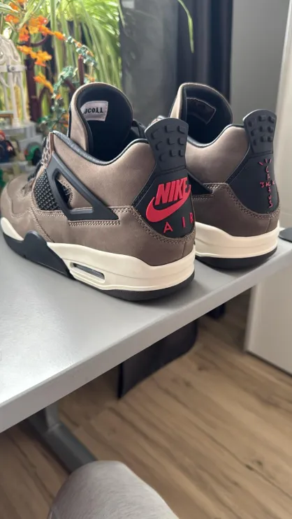 PKGoden Travis Scott Jordan 4 Retro Brown, AJ4-882335 review 