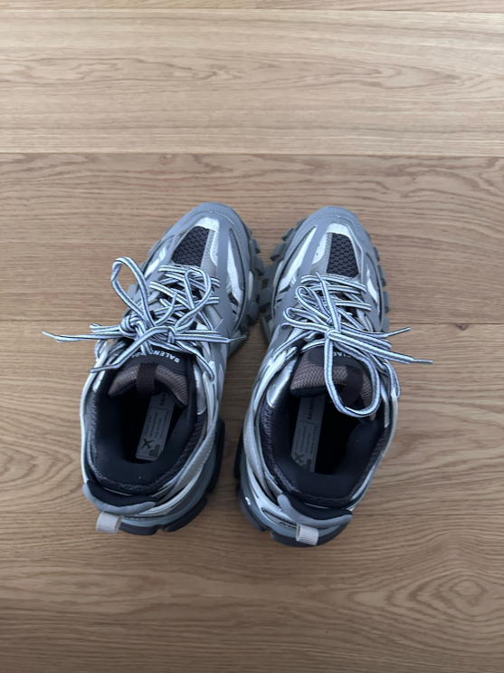 PKGoden Balenciaga Track LED Tess S.Grey 555032 W1GB7 1214 review Mar🫨 mangum