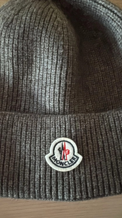 MONCLER Wool-Cashmere Beanie review 