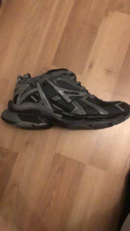 PKGoden Balenciaga 7th Runner All Black Gray 677402 W3RB2 1515 review 
