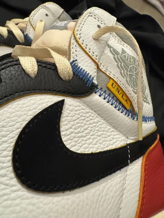 PKGoden Air Jordan 1 Retro High Union Los Angeles Black Toe, BV1300-106 review Nicholas Street 01