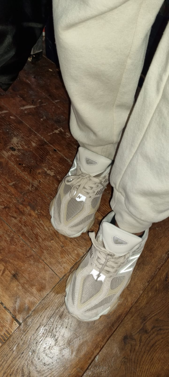 POP New Balance 9060 Beige White U9060SS  review Billy Parker 01