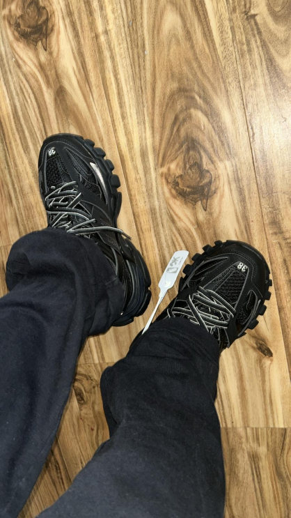 PKGoden   Balenciaga Track Black 542436 W1GB1 1000  review Emilio Rodriguez
