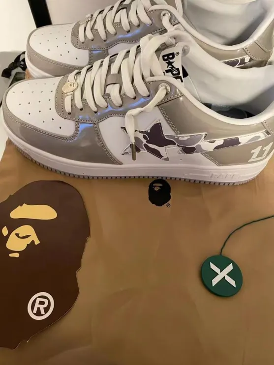 POP  A Bathing Bapesta Sk8 Sta Low White Grey Mirror Surface review 2