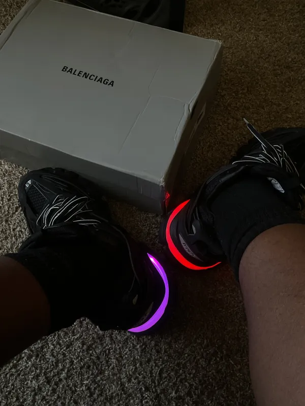 PKGoden Balenciaga Track LED Tess S.Black 555032 W1GB7 1000  review Jason Guzman