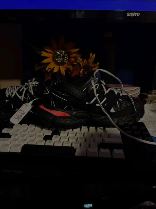 PKGoden Balenciaga Track LED Tess Black And White 542023 W1GB1 2045 review 