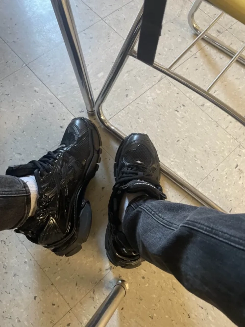 [ FLASH SALE ] PKGoden Balenciaga Runner Black 656065 W3RA1 1000 review 
