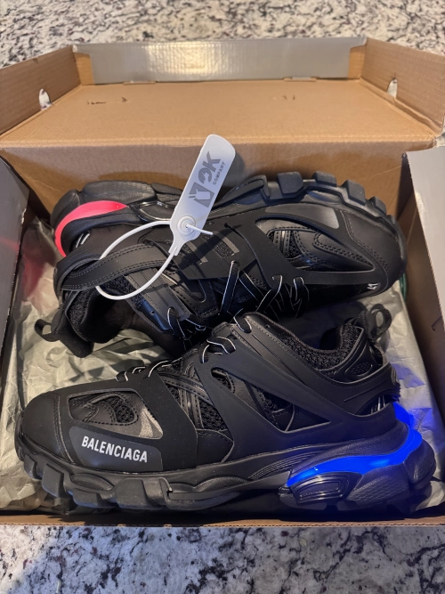 PKGoden Balenciaga Track LED Tess S.Black 555032 W1GB7 1000  review 