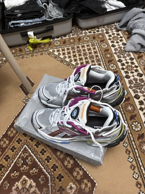 PKGoden Balenciaga Runner Multi Colors review 