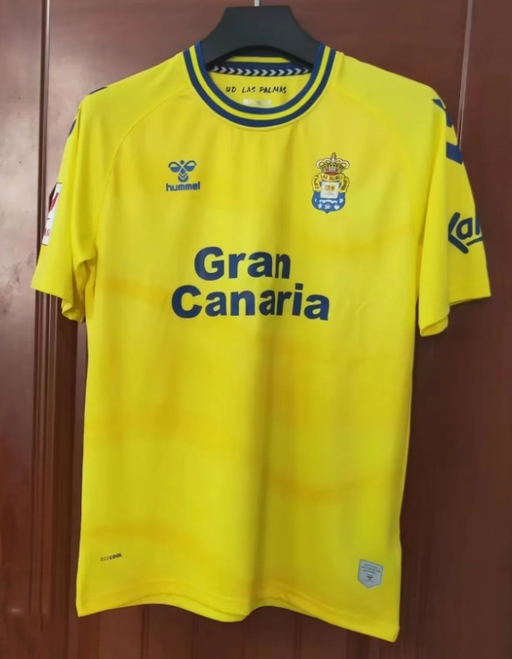 Las Palmas 23/24 Home Soccer Jersey