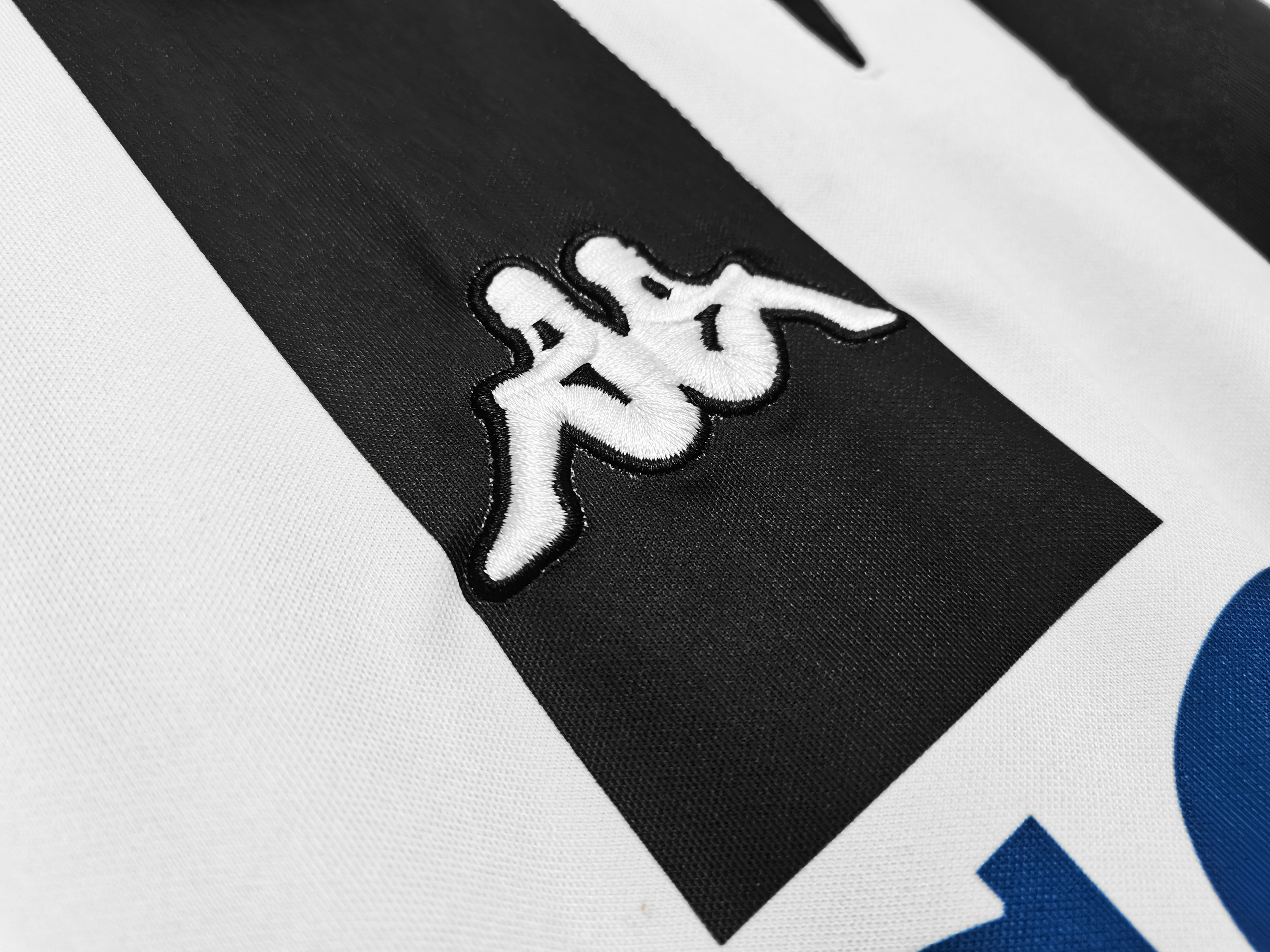 Juventus F.C. 1997/98 Home Long Sleeve Soccer Jersey