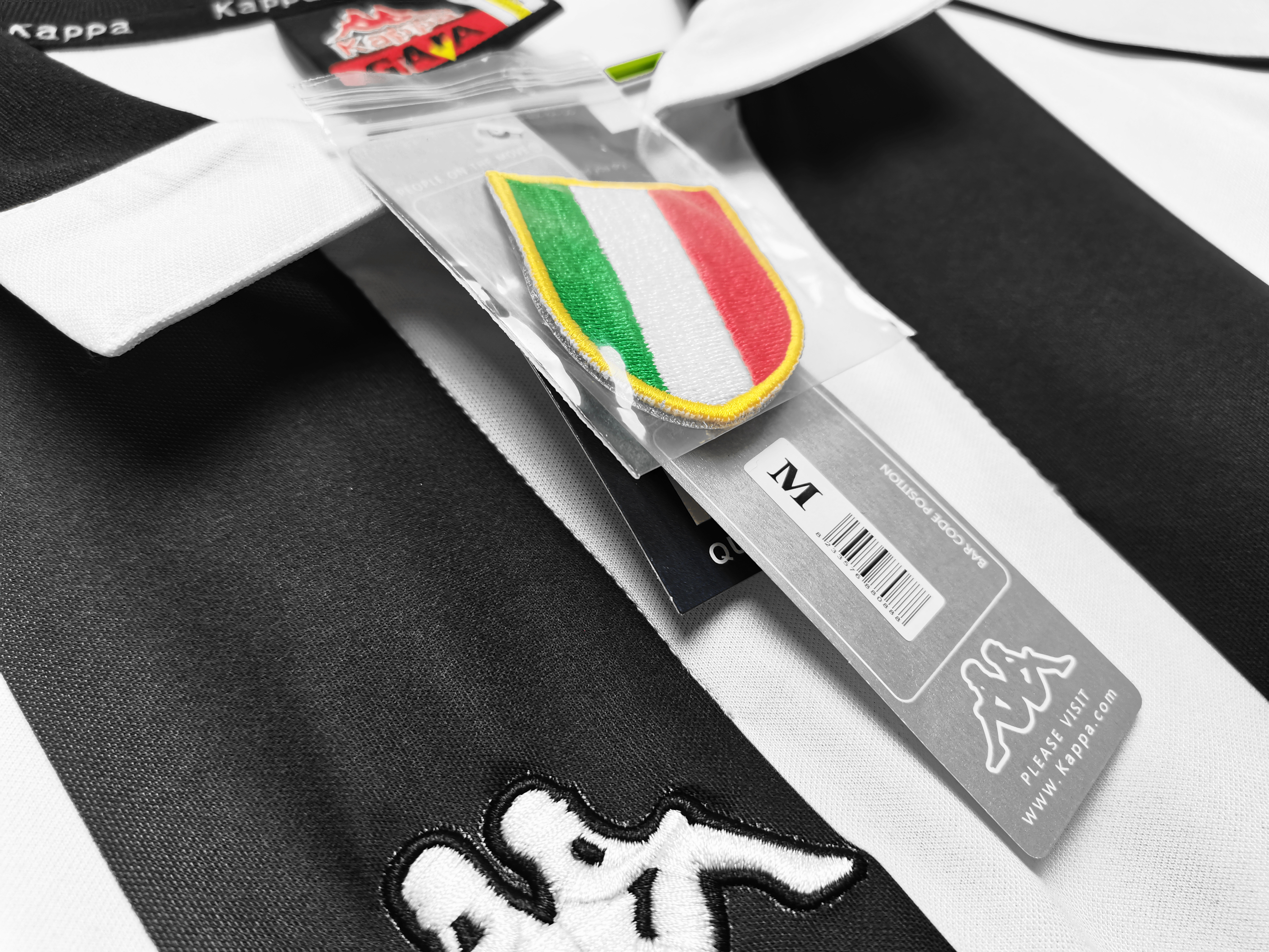 Juventus F.C. 1997/98 Home Long Sleeve Soccer Jersey