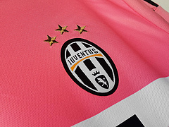 Juventus F.C. 2015/16 Away Long Sleeve Soccer Jersey
