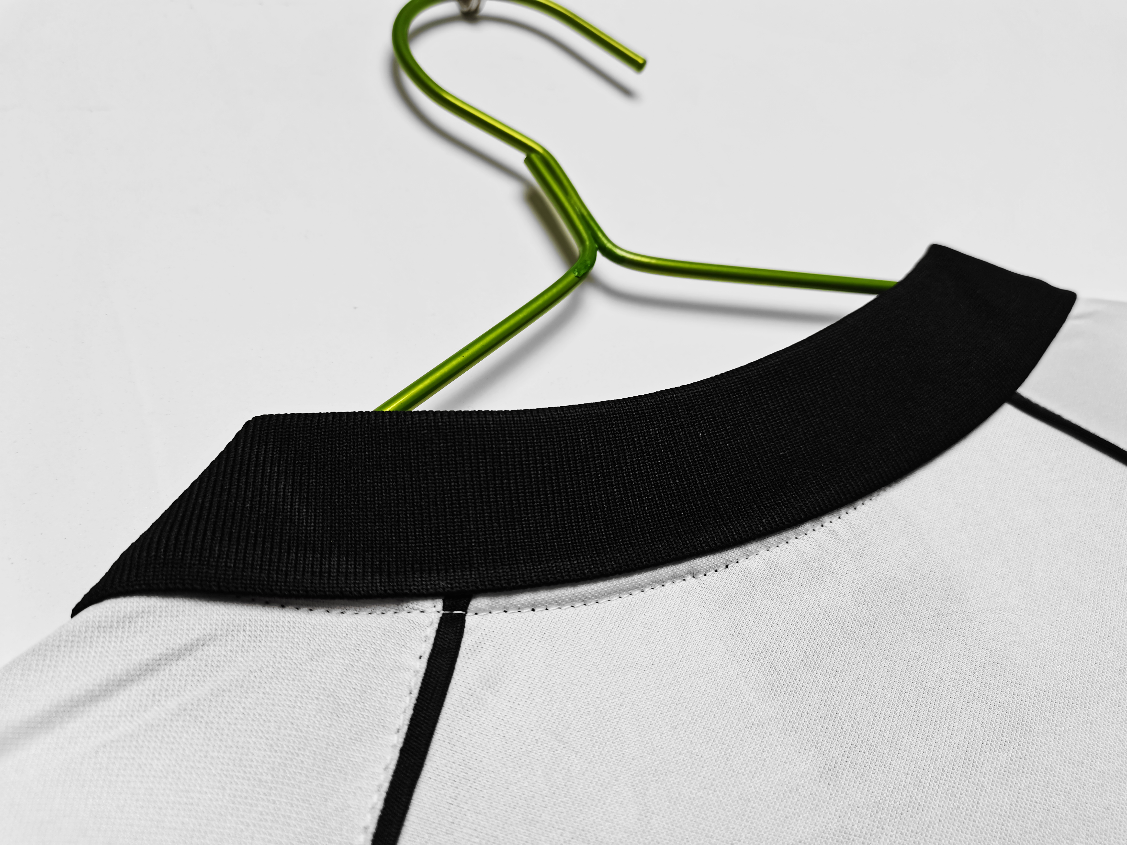 Juventus F.C. Retro Jerseys 1997/98 Home Soccer Jersey