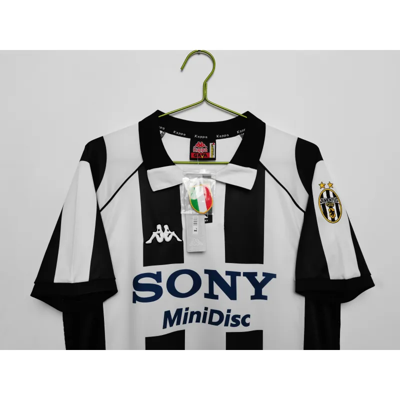 Juventus F.C. Retro Jerseys 1997/98 Home Soccer Jersey