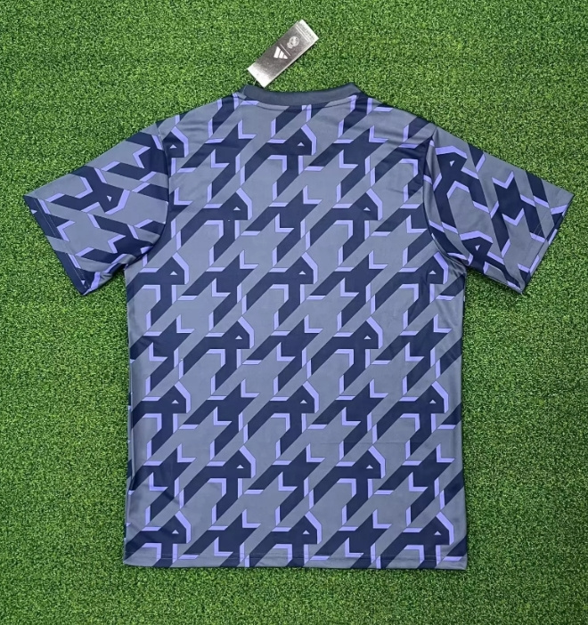 Real Madrid 2023/24 Training Soccer Jersey