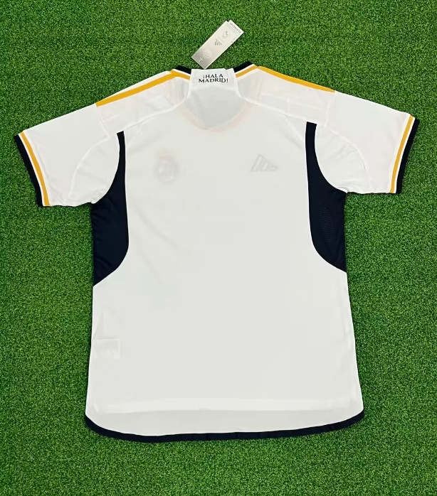 Real Madrid 23/24 Home Soccer Jersey