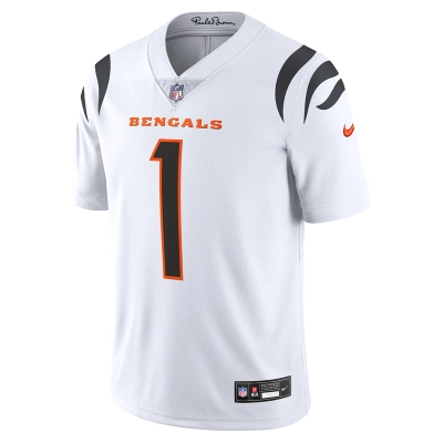 Men's Cincinnati Bengals Ja'Marr Chase Nike White Vapor Untouchable Limited Jersey 01